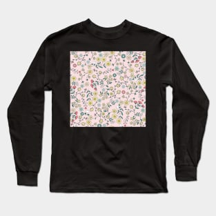 ditsy flowers meadow blush - small scale Long Sleeve T-Shirt